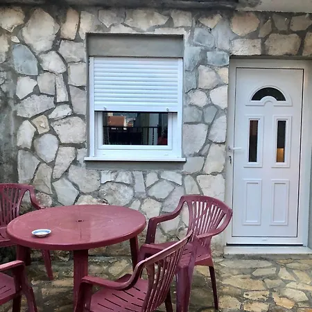 Gostinjska kuća Emma Trogir